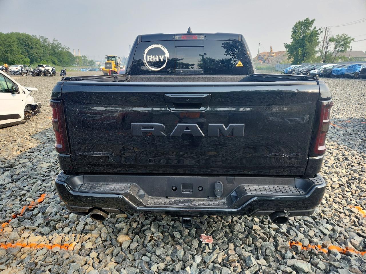 2025 Ram 1500 Laramie - Фото 6