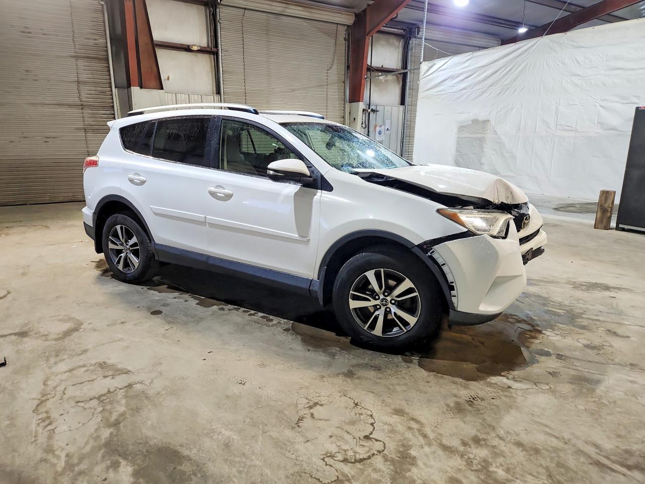 2016 Toyota Rav4 Xle - Image 4