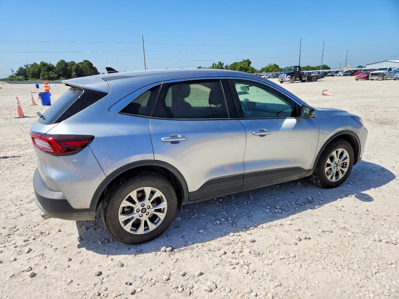 2024 Ford Escape Active - Image 3