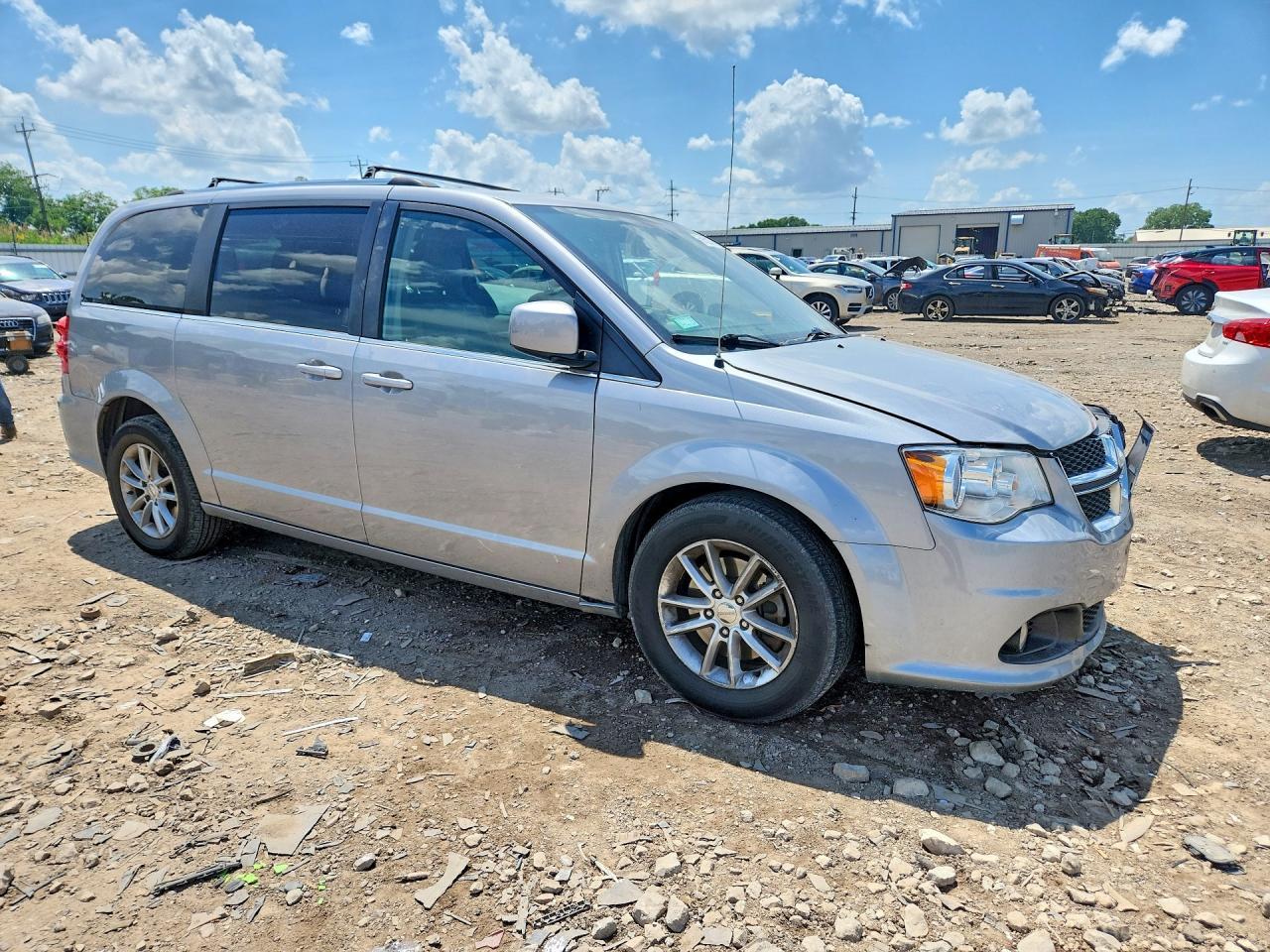 2018 Dodge Grand Caravan Sxt - Фото 4