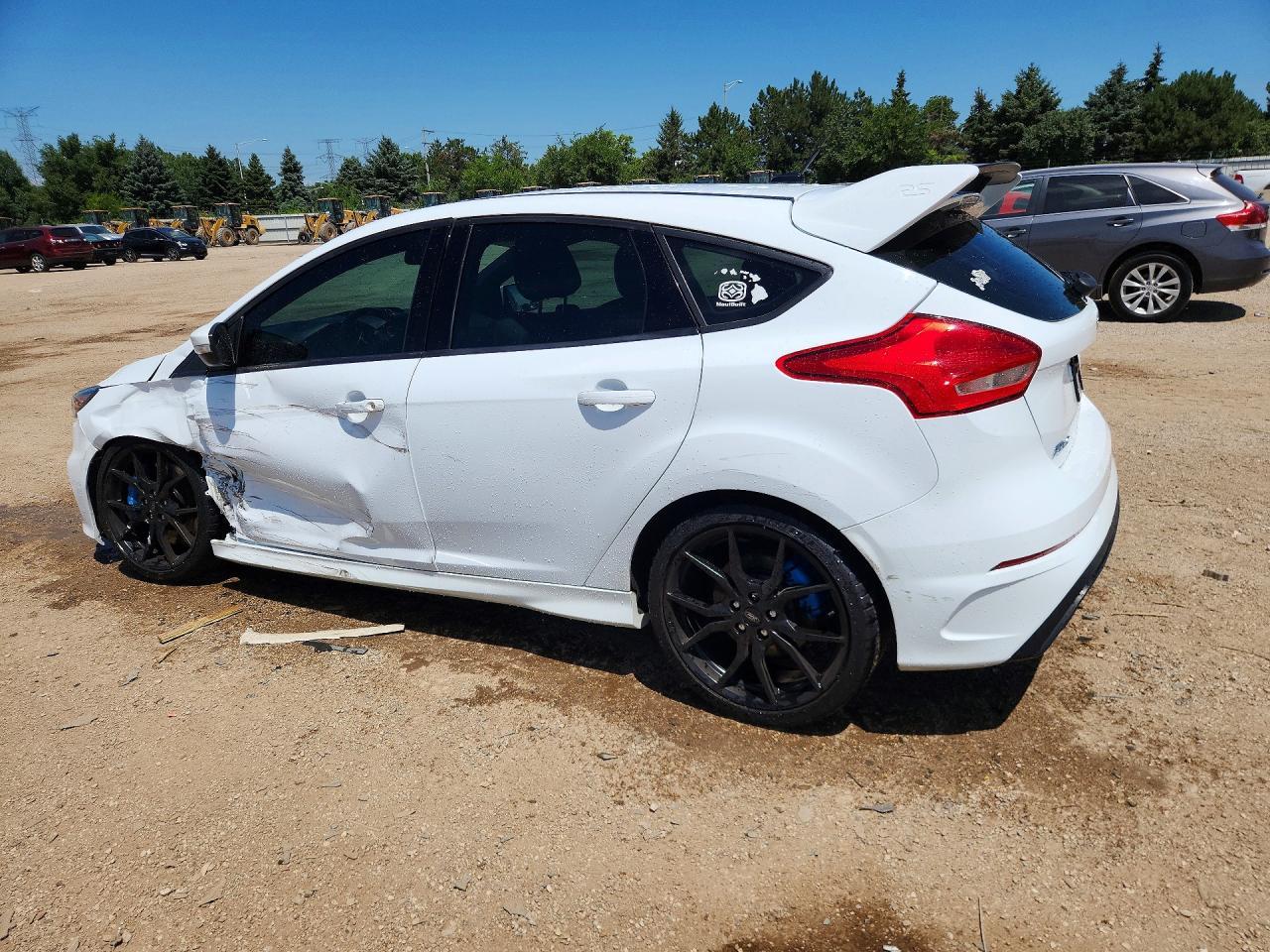 2017 Ford Focus Rs - Фото 2