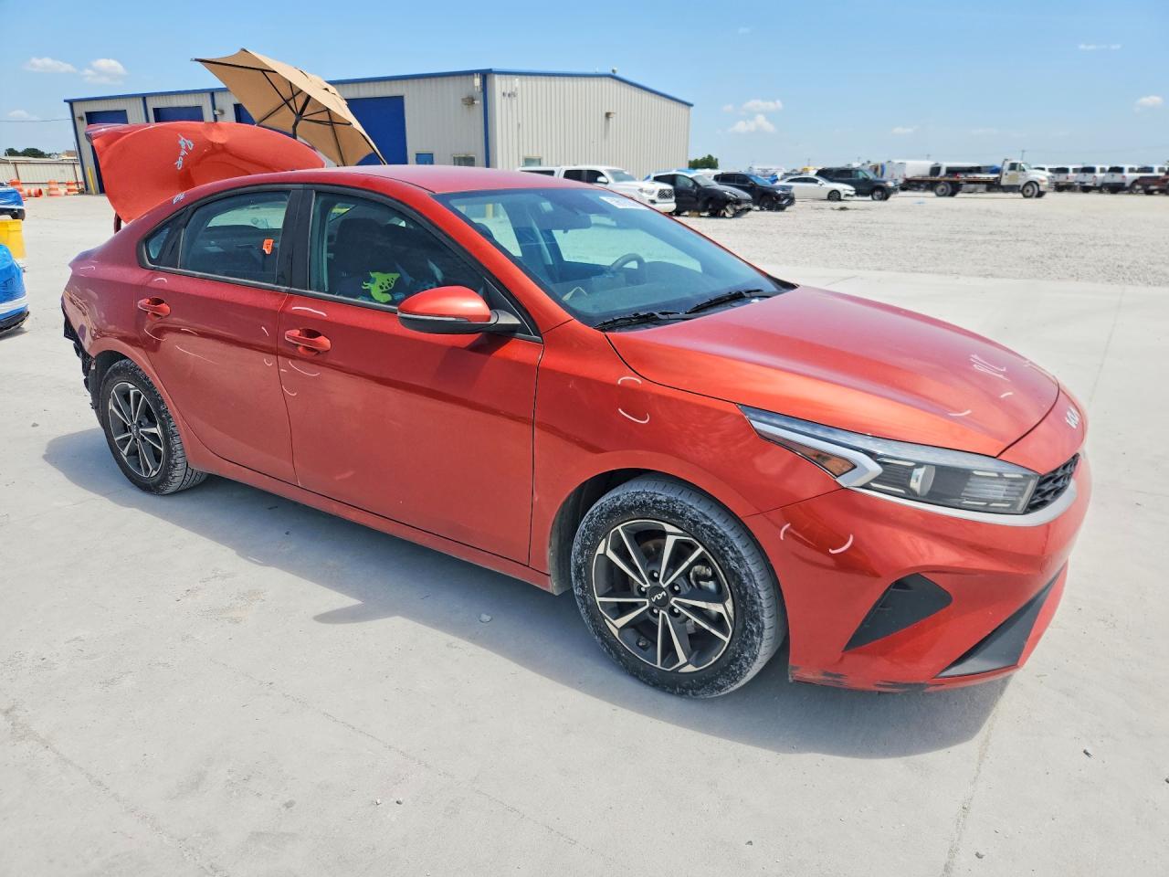 2023 Kia Forte Lxs - Фото 4