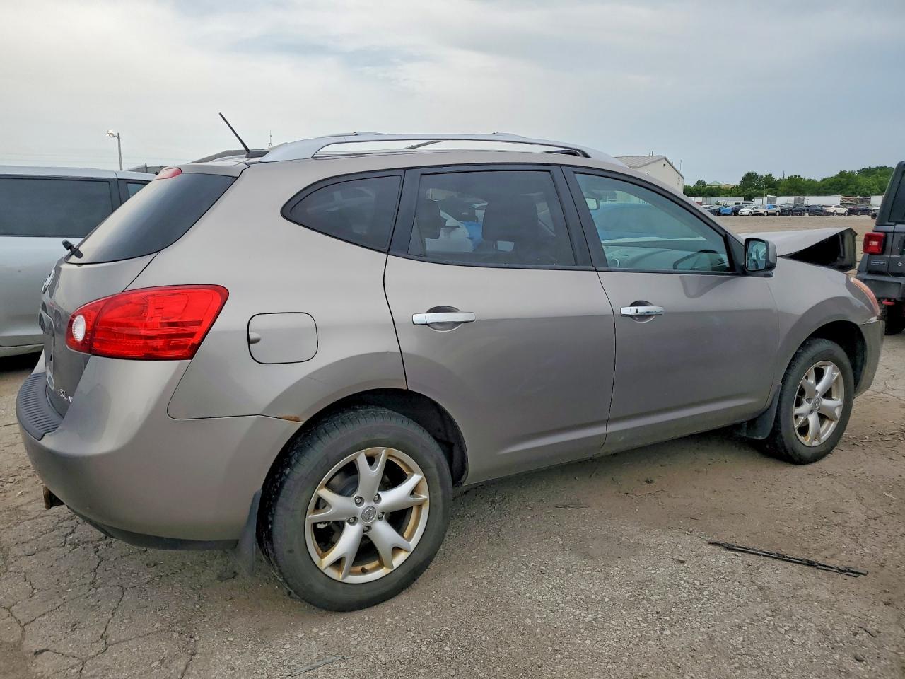 2010 Nissan Rogue S - Фото 3