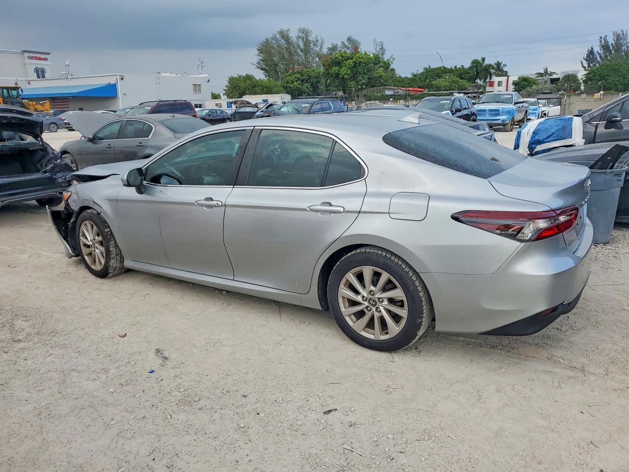 2023 Toyota Camry Le - Image 2