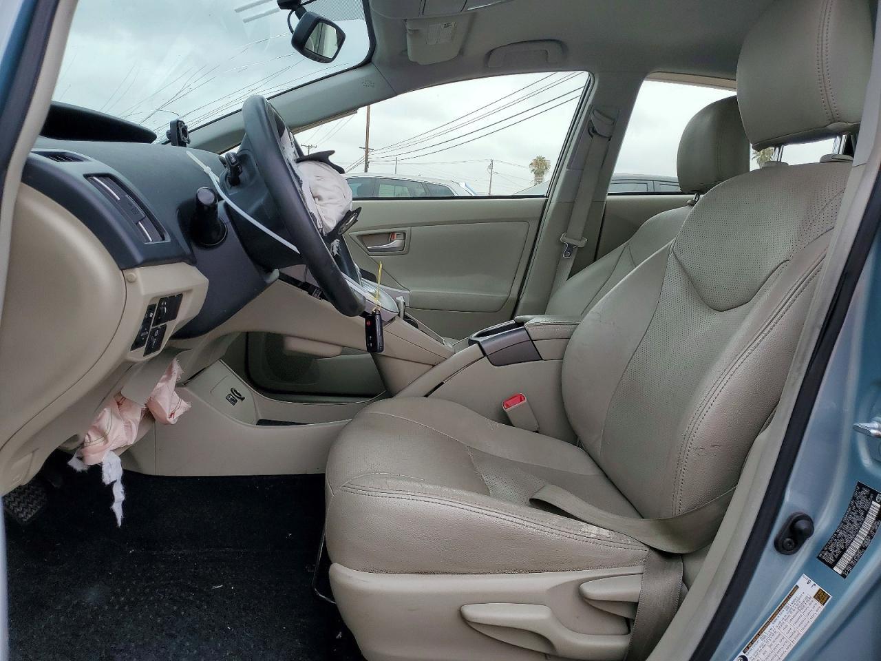 2012 Toyota Prius Two - Фото 7
