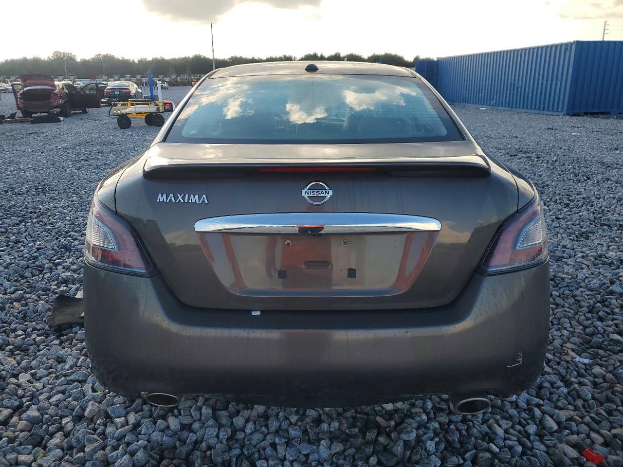 2012 Nissan Maxima 3.5 S - Image 6