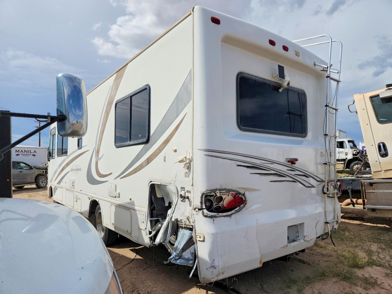 2003 Ford Hurricane Rv - Image 3
