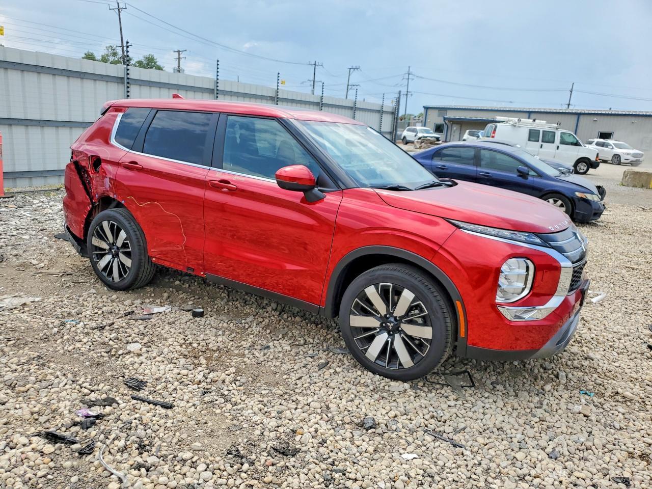 2025 Mitsubishi Outlander Se/Diamond Trail Edition - Фото 4