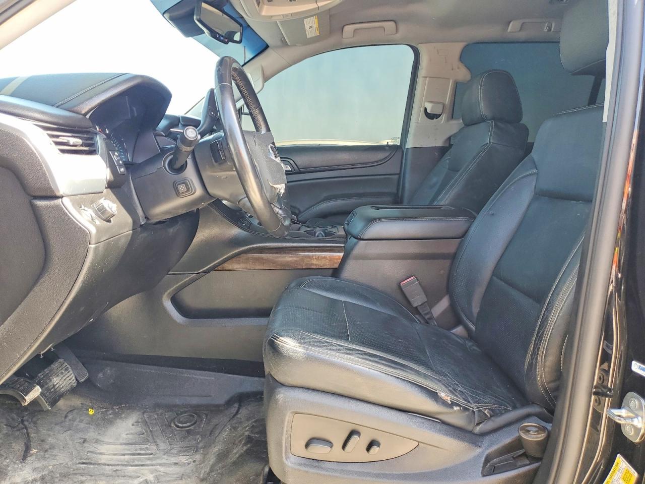 2017 Chevrolet Suburban C1500 Lt - Image 7