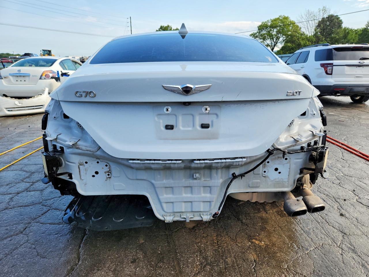 2019 Genesis G70 2.0T Advanced - Фото 6
