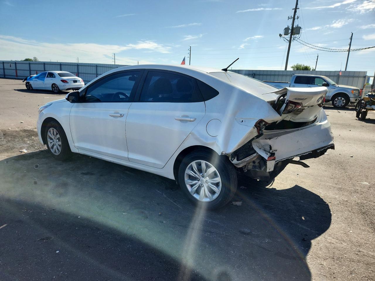 2021 Hyundai Accent Se - Image 2