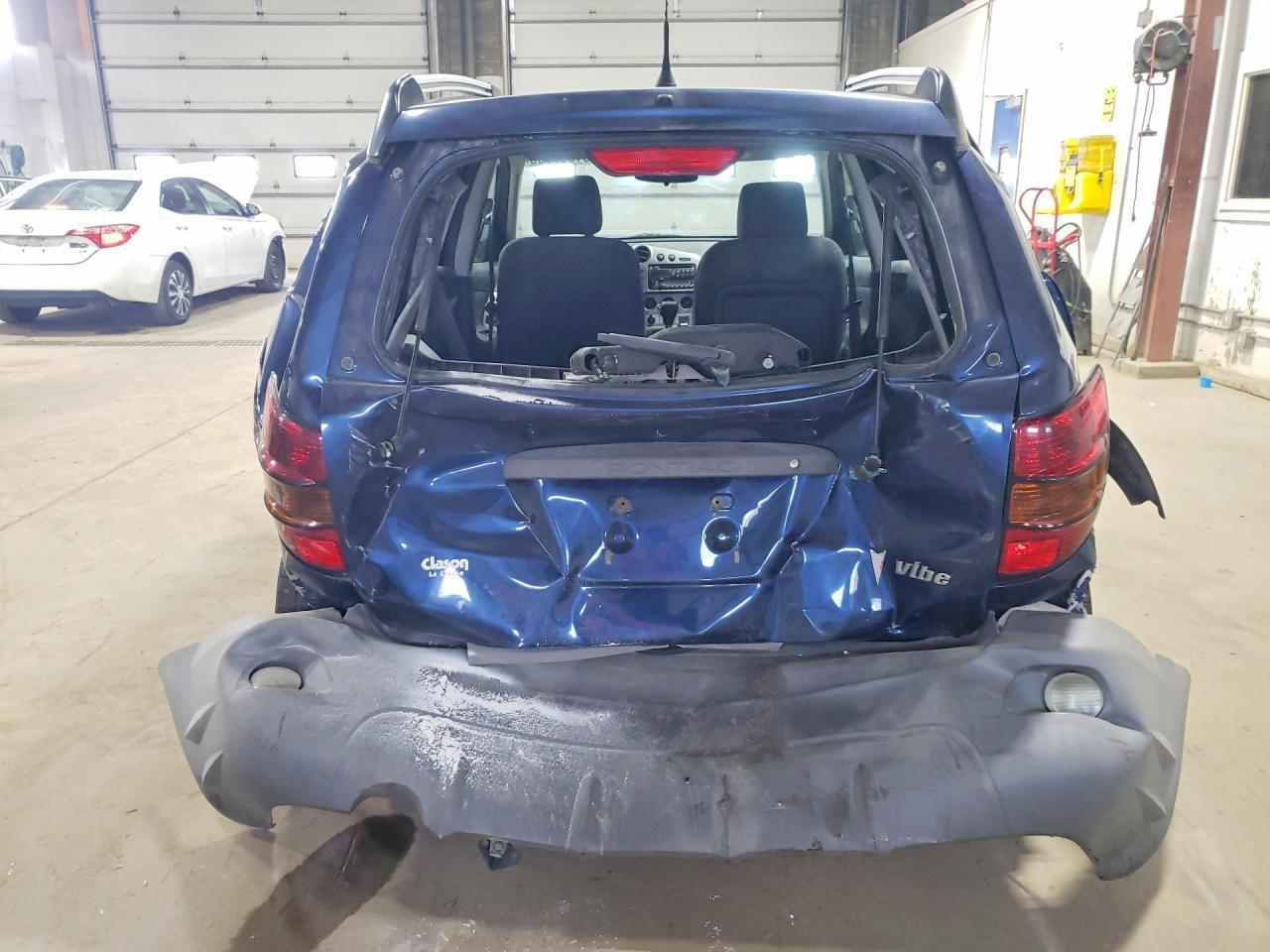 2007 Pontiac Vibe - Image 6