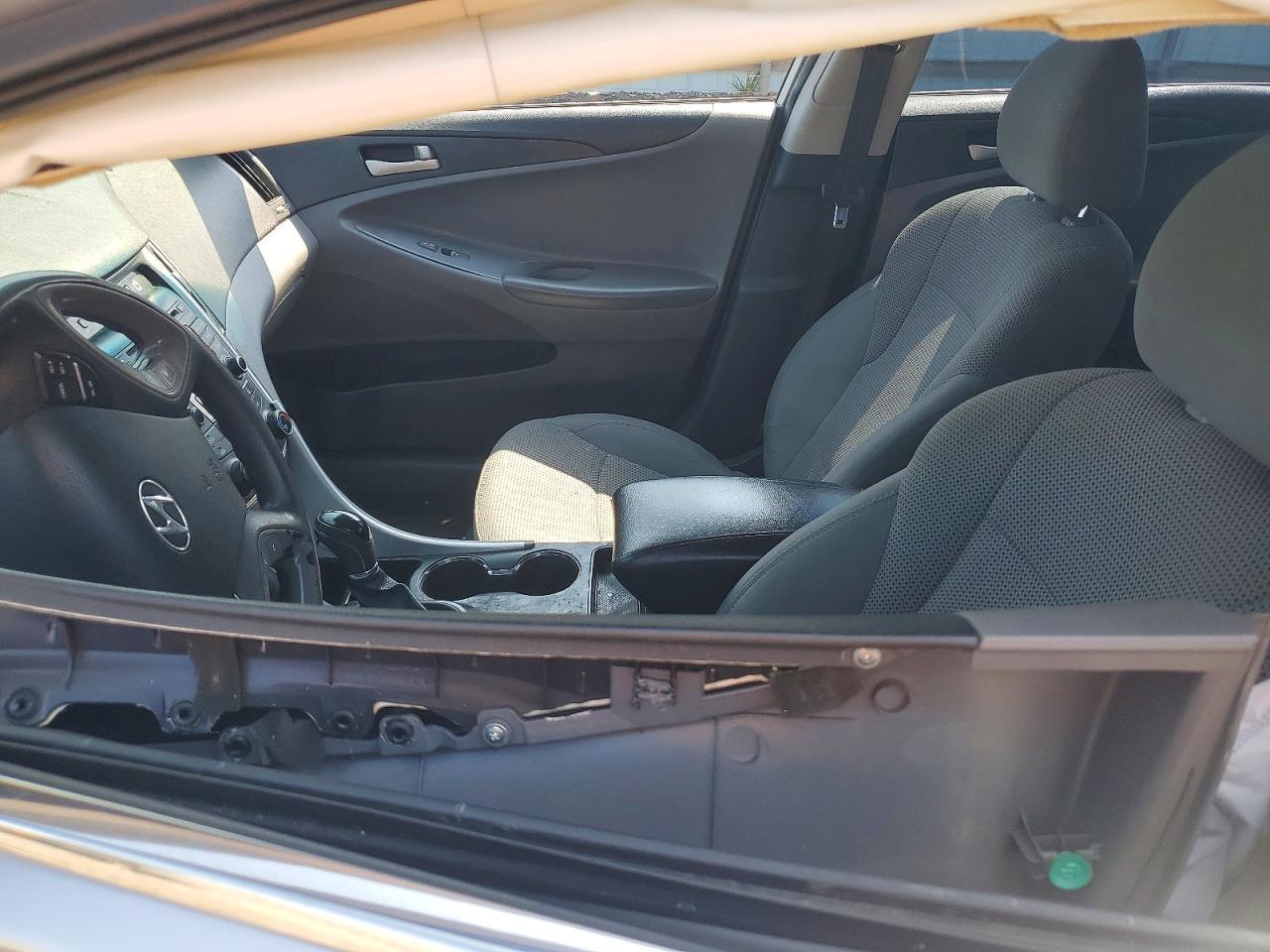 2014 Hyundai Sonata Gls - Image 7