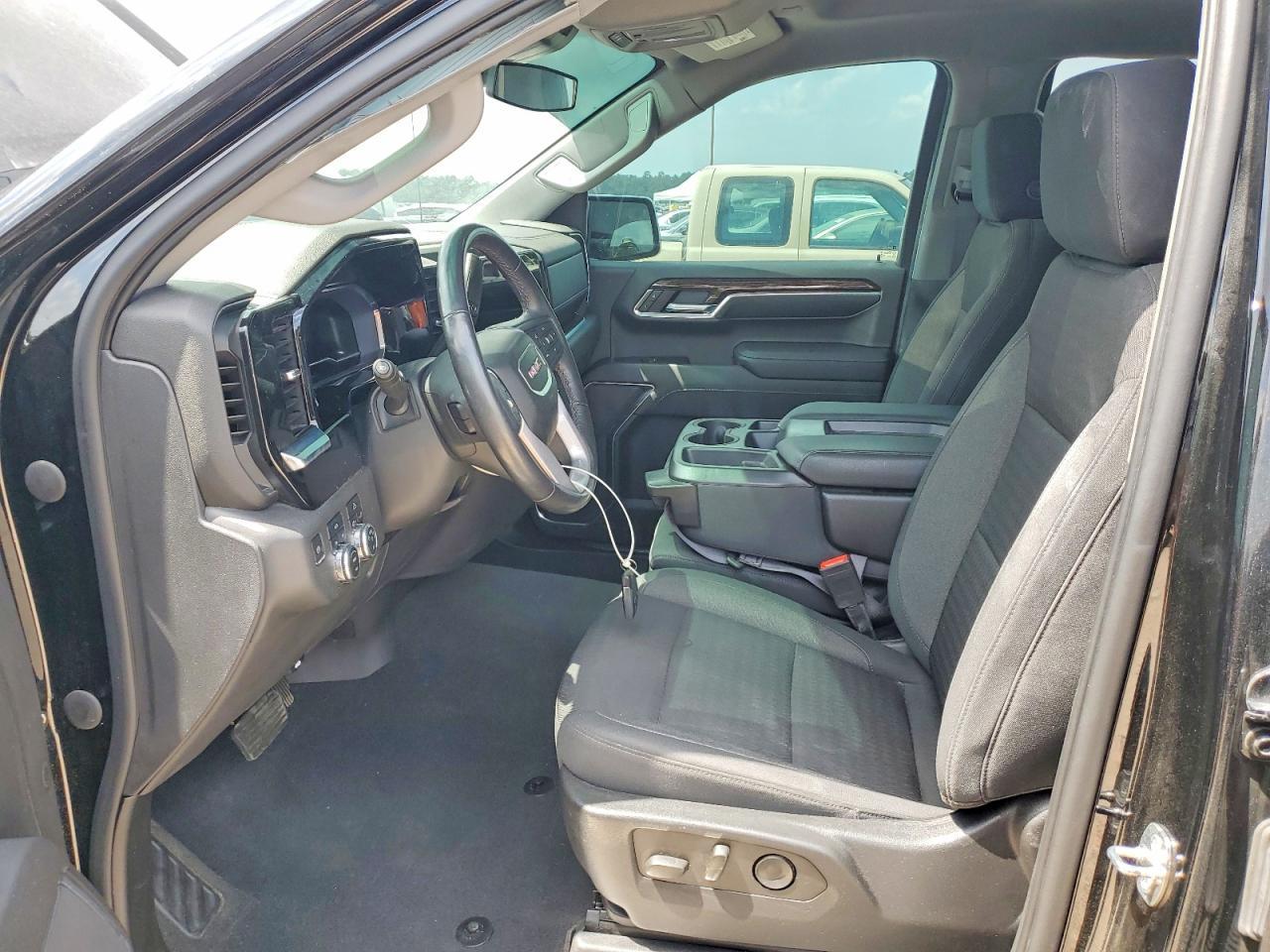 2022 GMC Sierra K1500 Elevation - Image 7