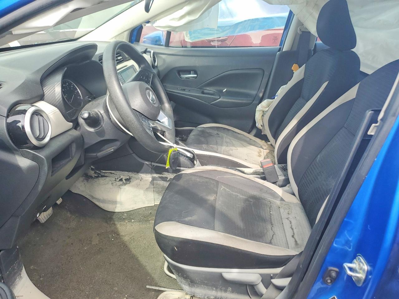 2020 Nissan Versa Sv - Image 7