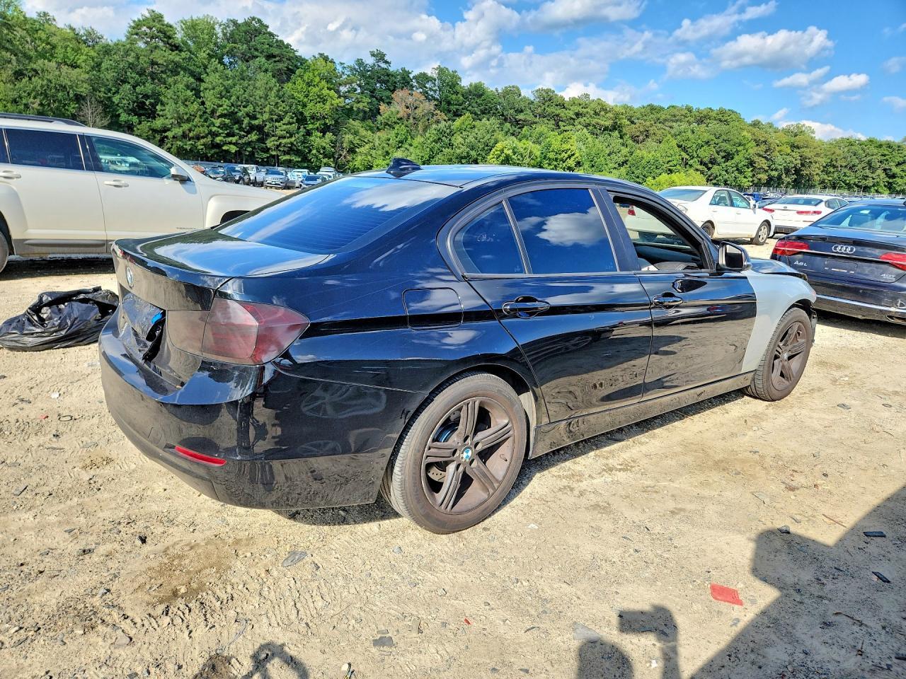 2014 BMW 320 I xDrive - Image 3
