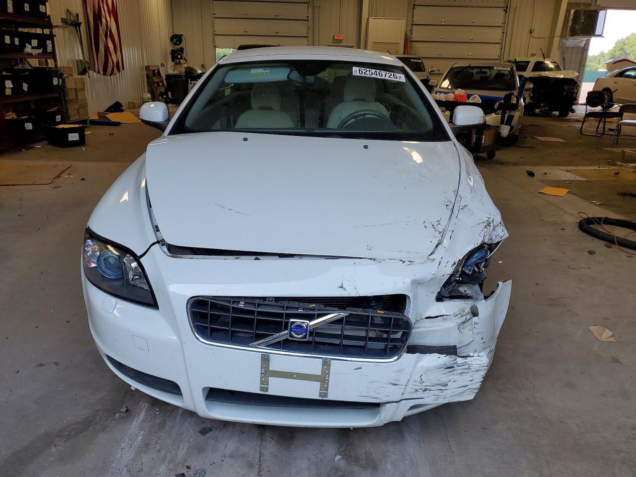 2008 Volvo C70 T5 - Image 5