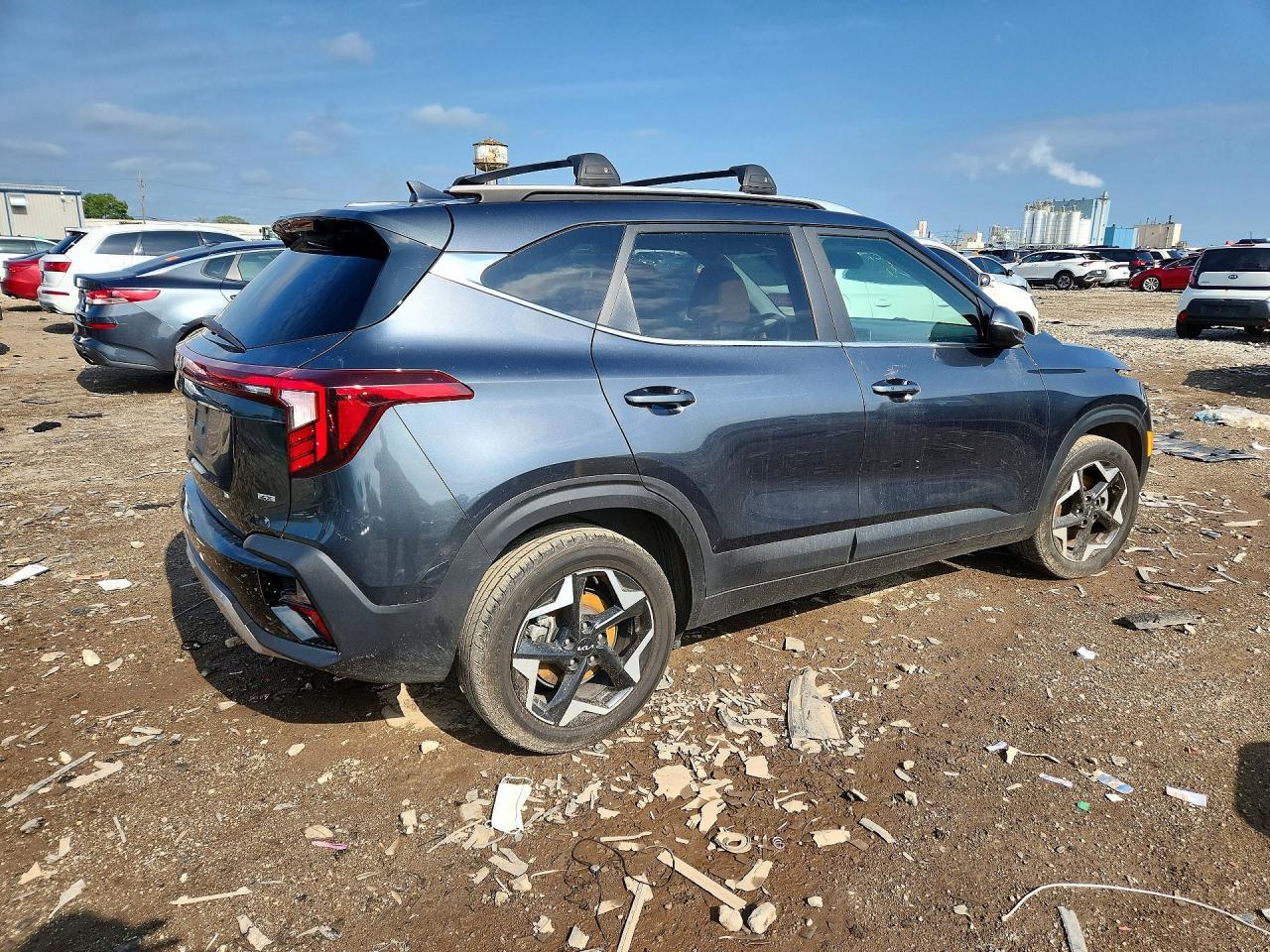 2024 Kia Seltos Ex - Image 3