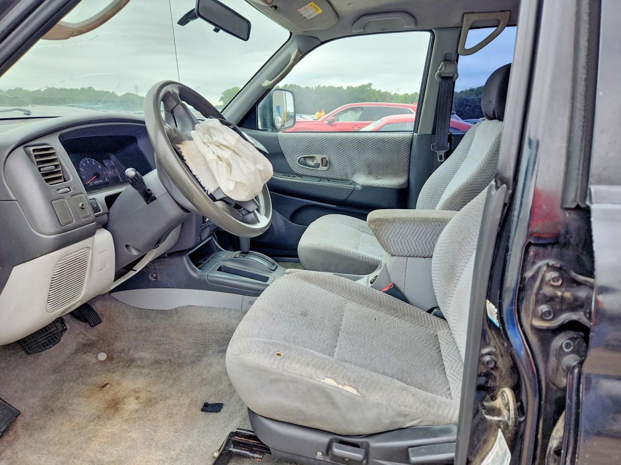 2001 Mitsubishi Montero Sport Es - Фото 7