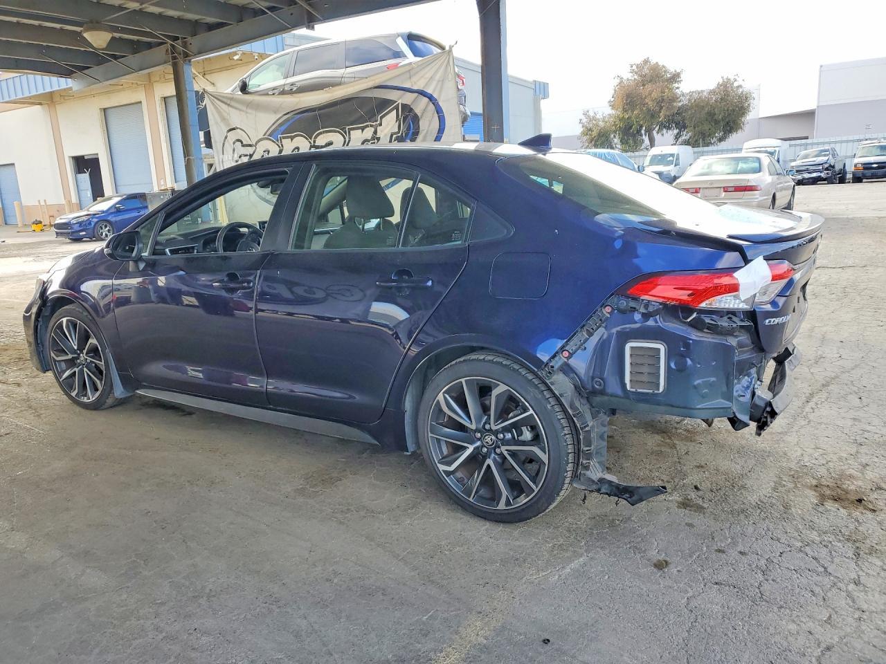 2020 Toyota Corolla Se - Фото 2