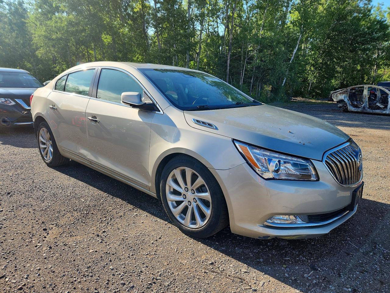 2016 Buick Lacrosse - Image 4