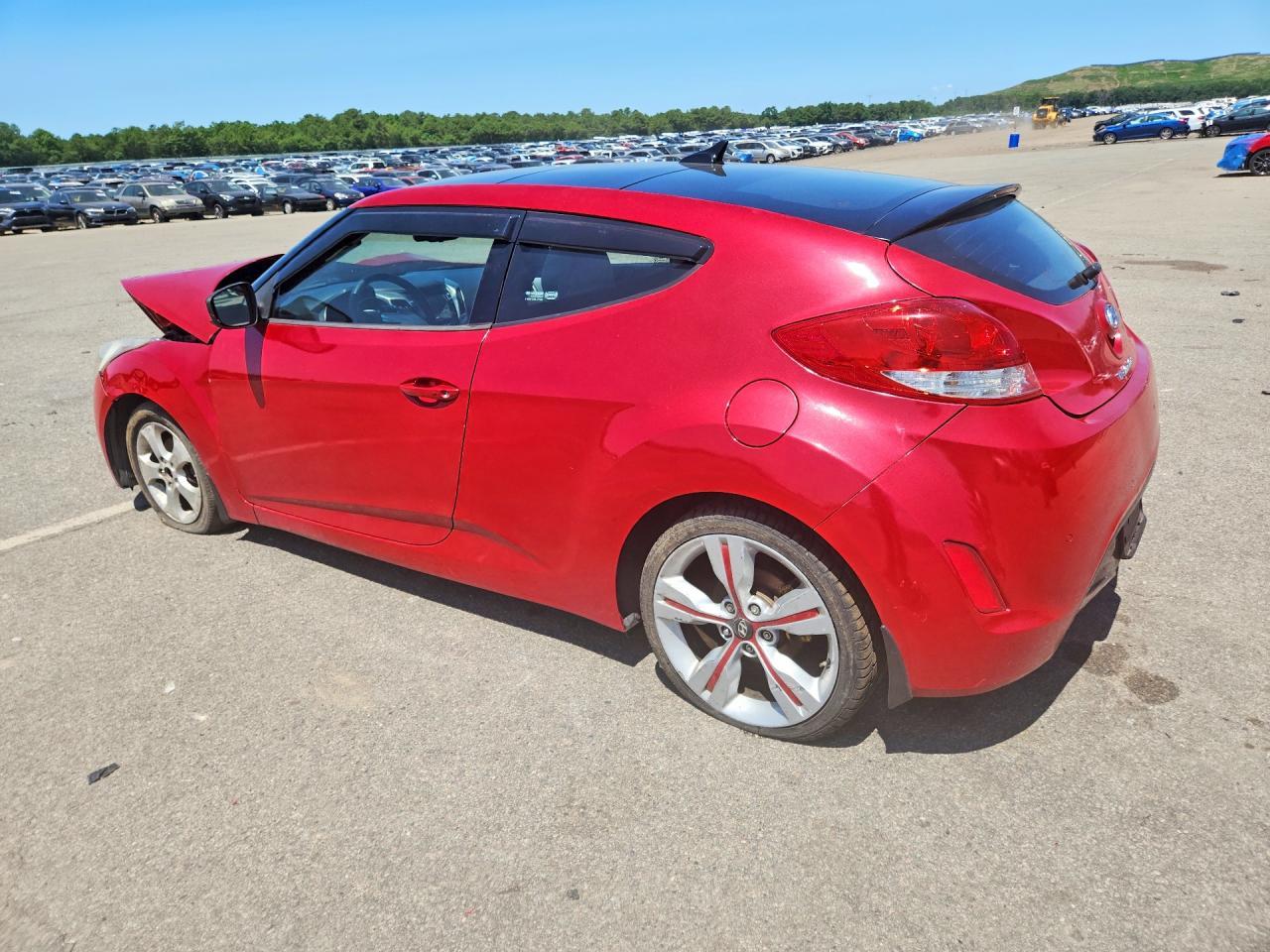 2012 Hyundai Veloster Base - Фото 2