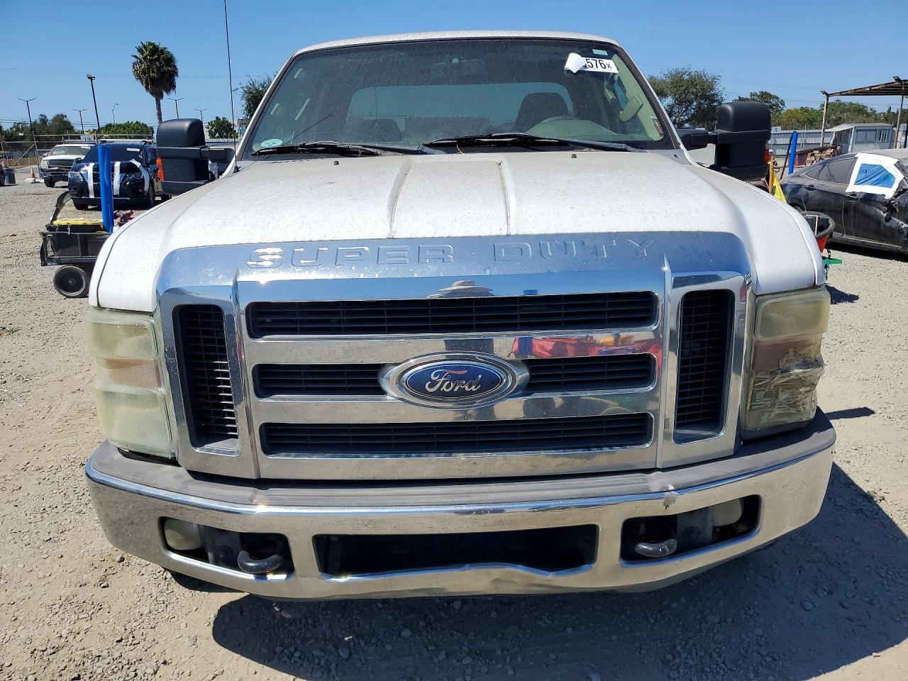 2009 Ford F250 Super Duty - Image 5