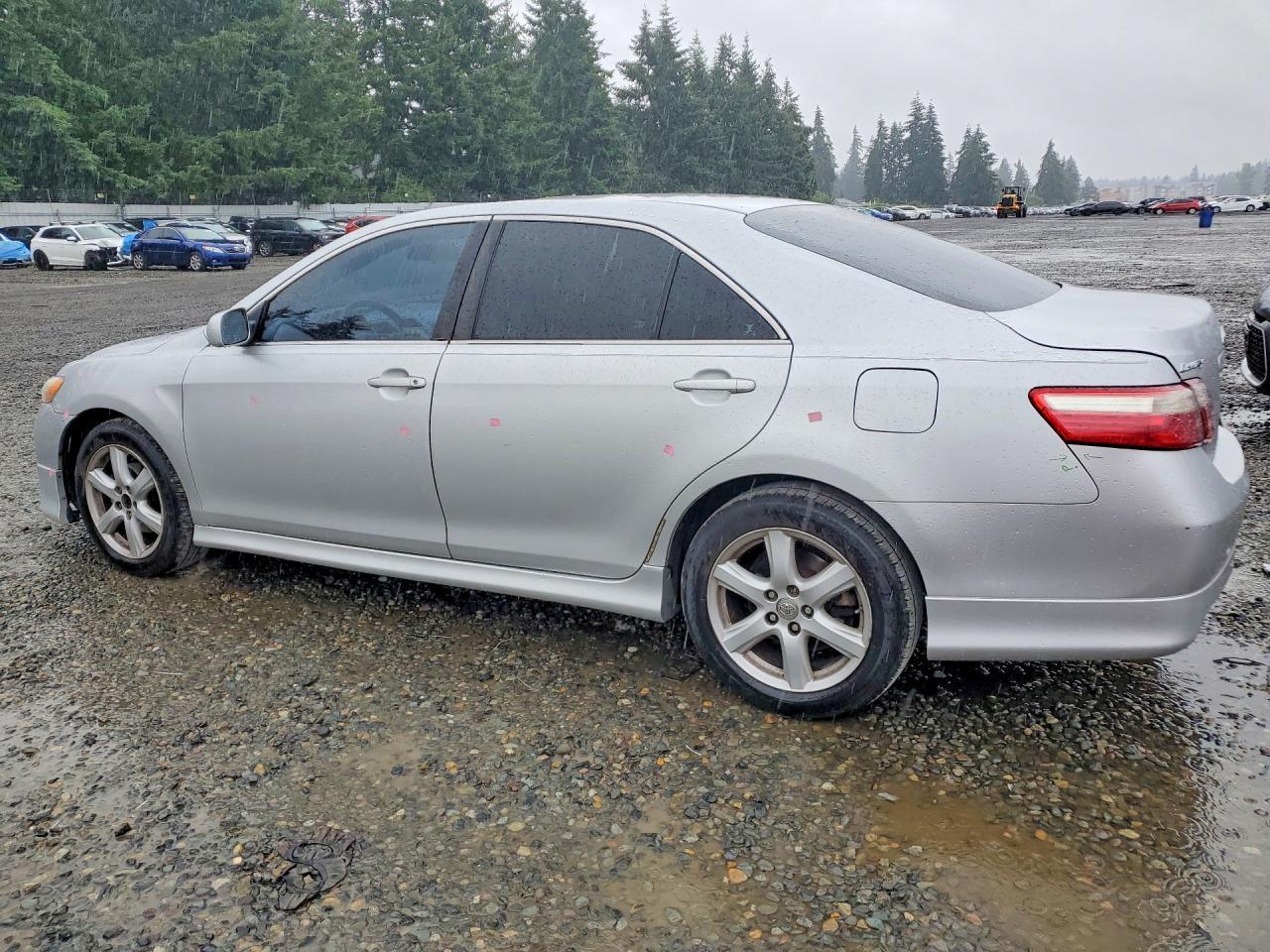 2008 Toyota Camry Se - Image 2