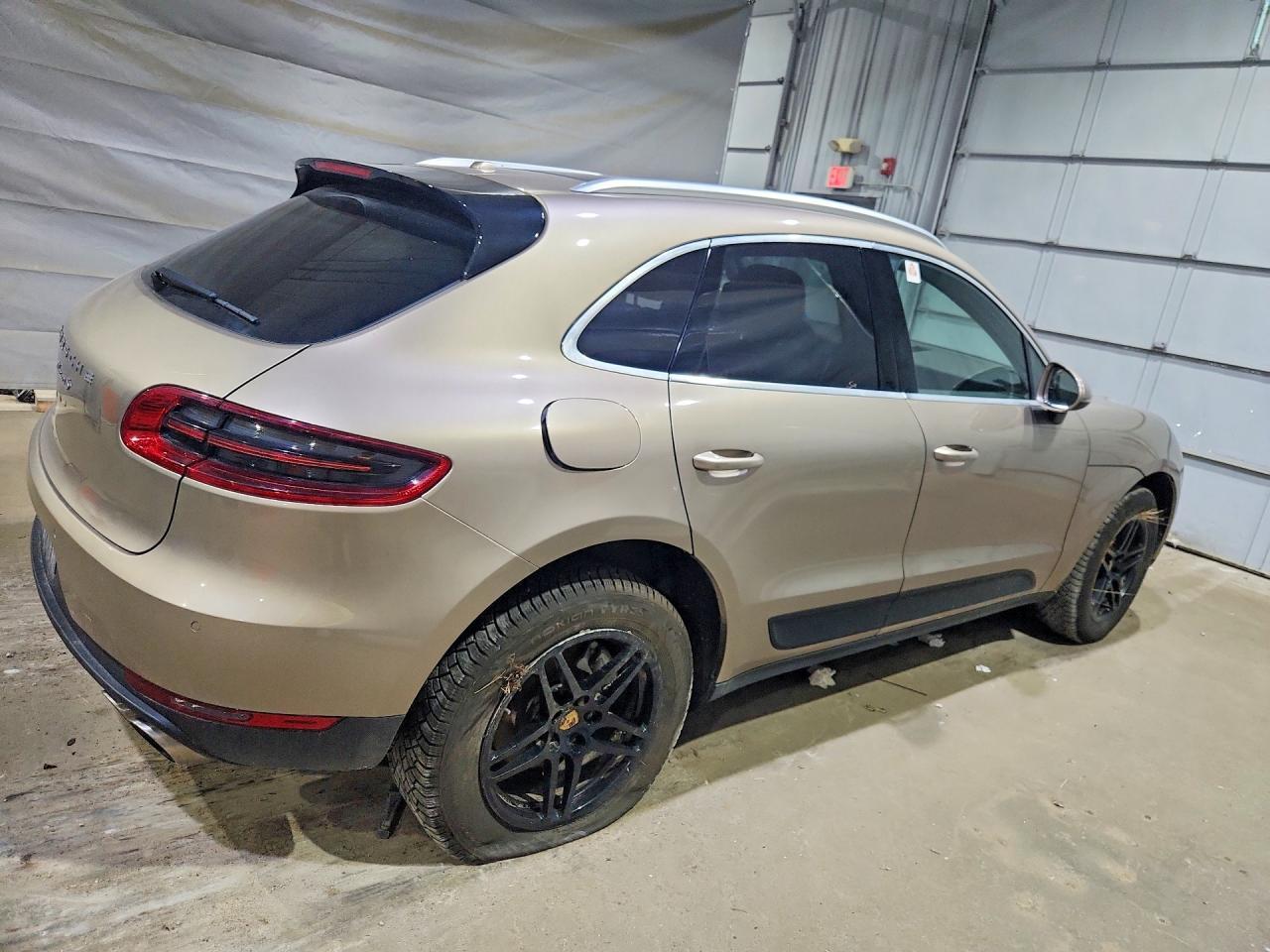 2015 Porsche Macan S - Image 3