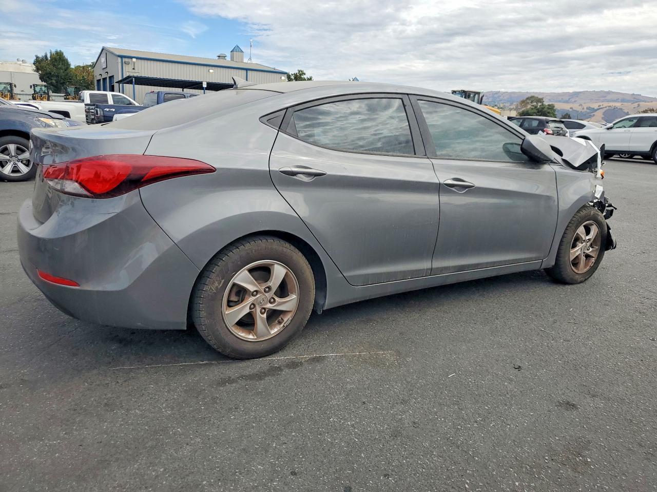 2014 Hyundai Elantra Se - Фото 3