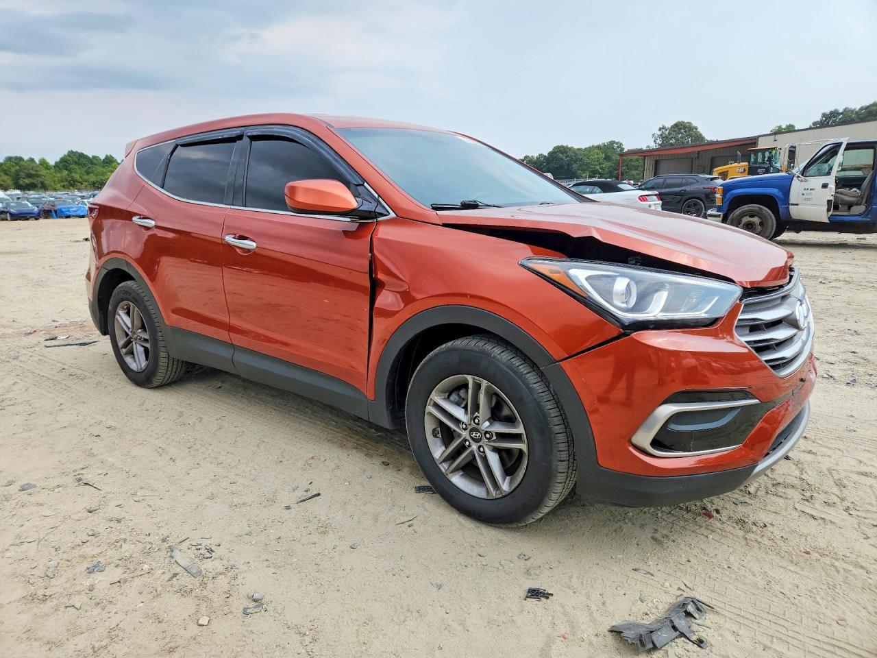 2017 Hyundai Santa Fe Sport 2.4L - Image 4