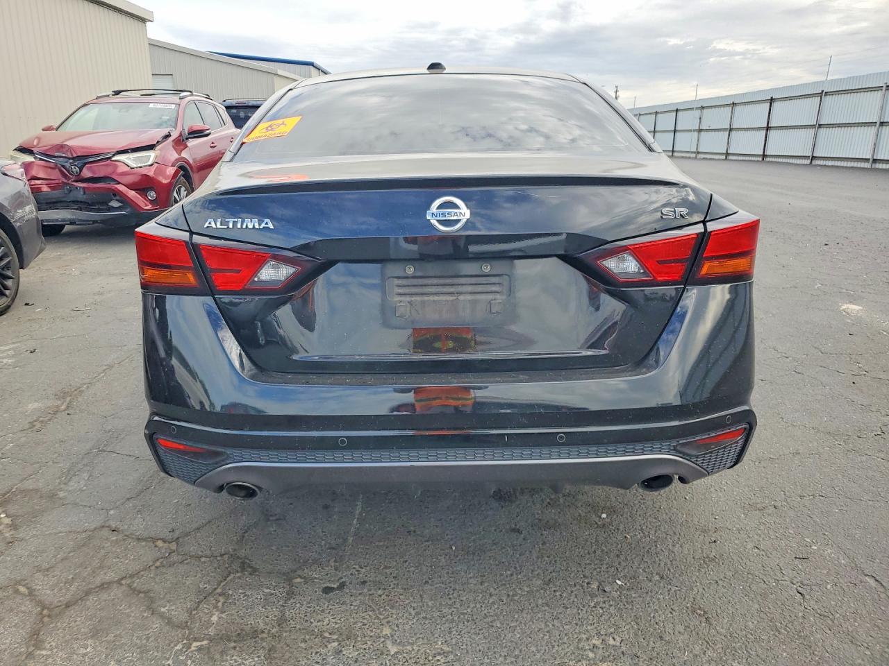 2022 Nissan Altima Sr - Фото 6