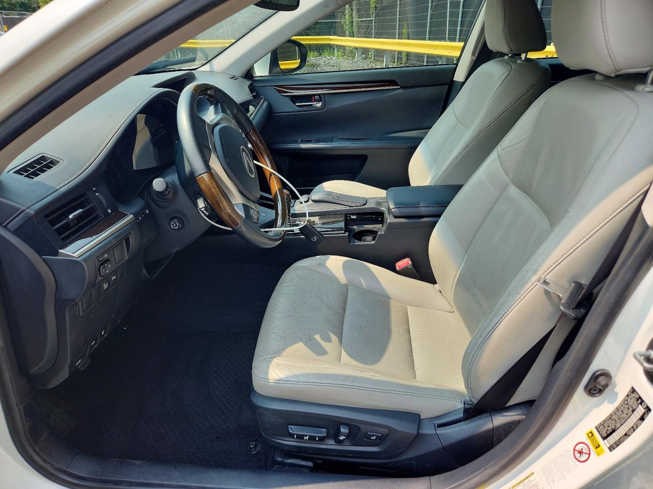 2013 Lexus Es 350 - Image 7