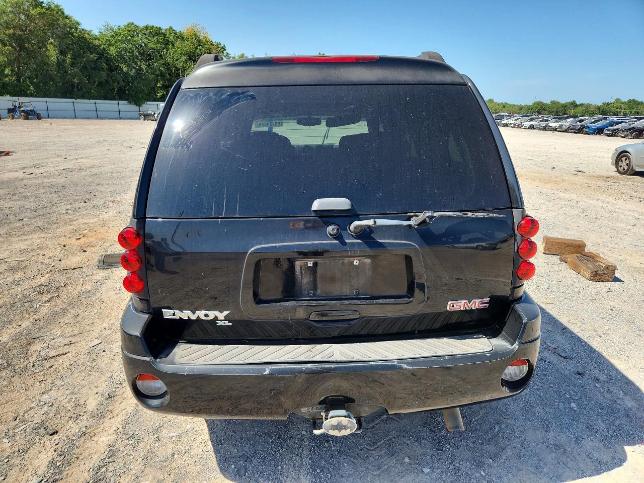 2005 GMC Envoy Xl - Image 6
