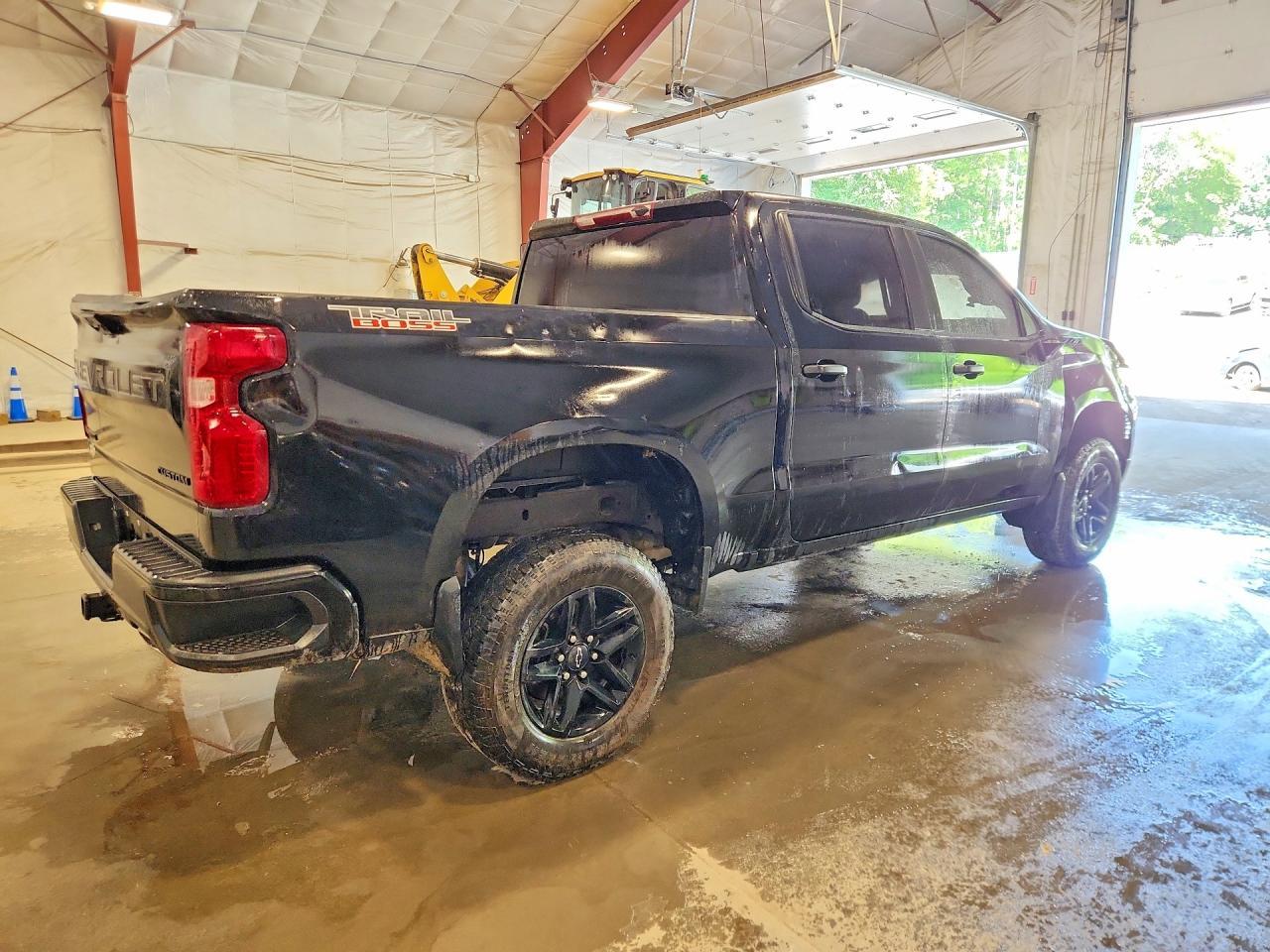 2025 Chevrolet Silverado K1500 Trail Boss Custom - Фото 3
