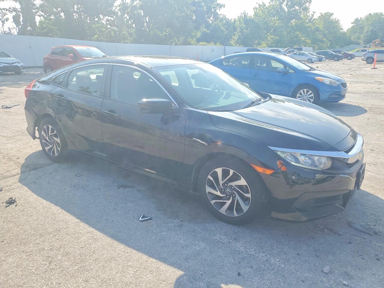 2017 Honda Civic Ex - Фото 4