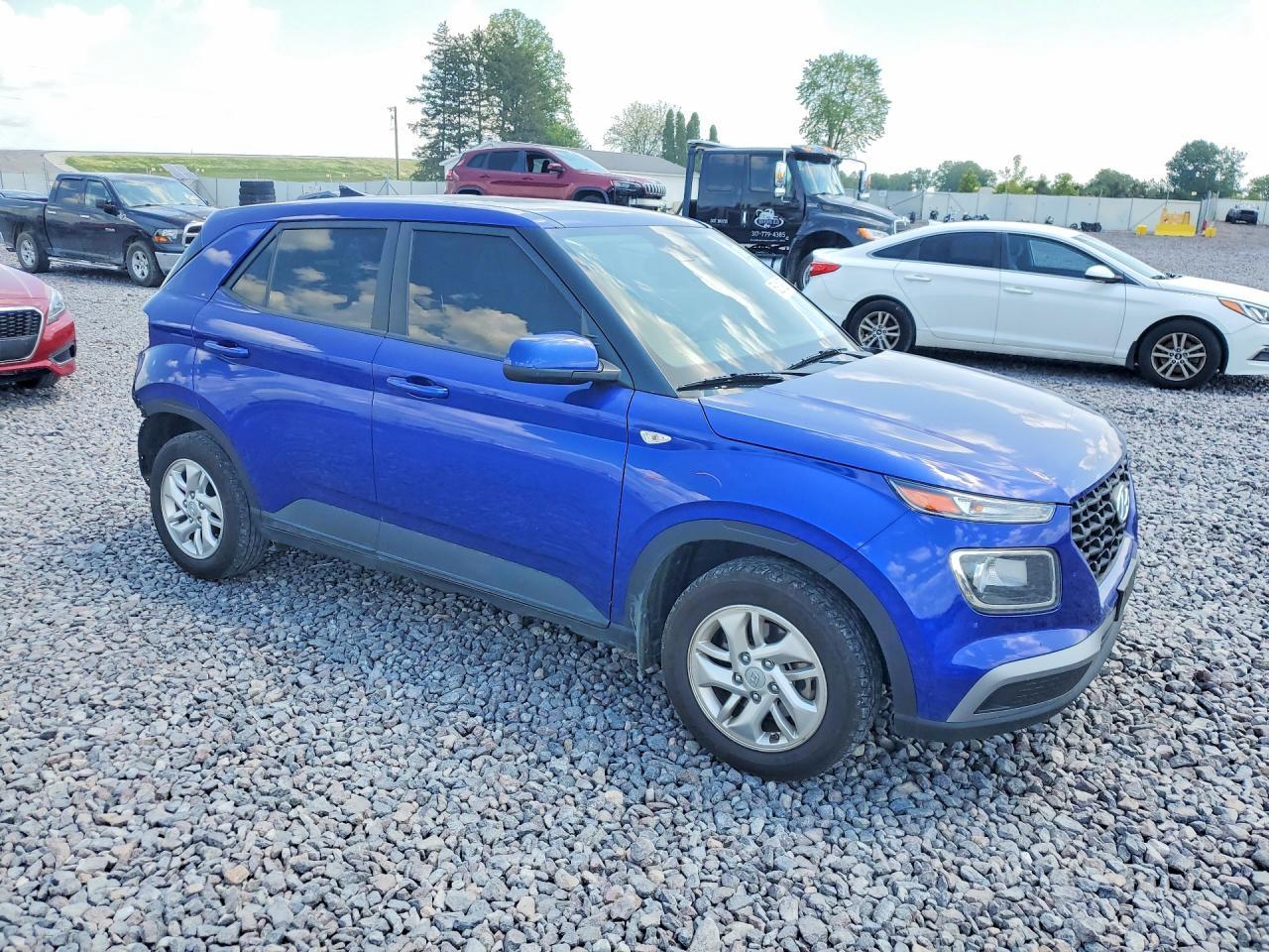 2022 Hyundai Venue Se - Фото 4