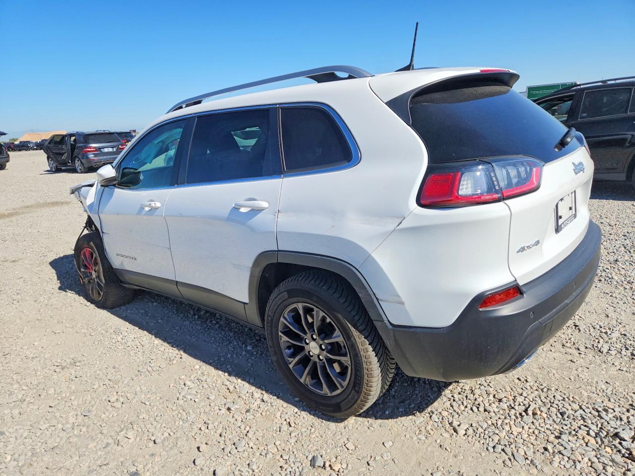 2021 Jeep Cherokee Latitude Lux - Image 2