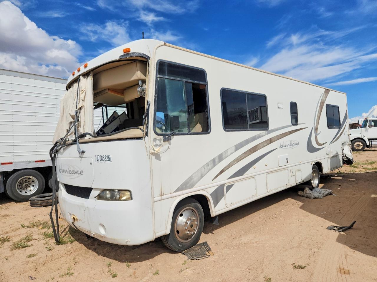 2003 Ford Hurricane Rv - Image 2