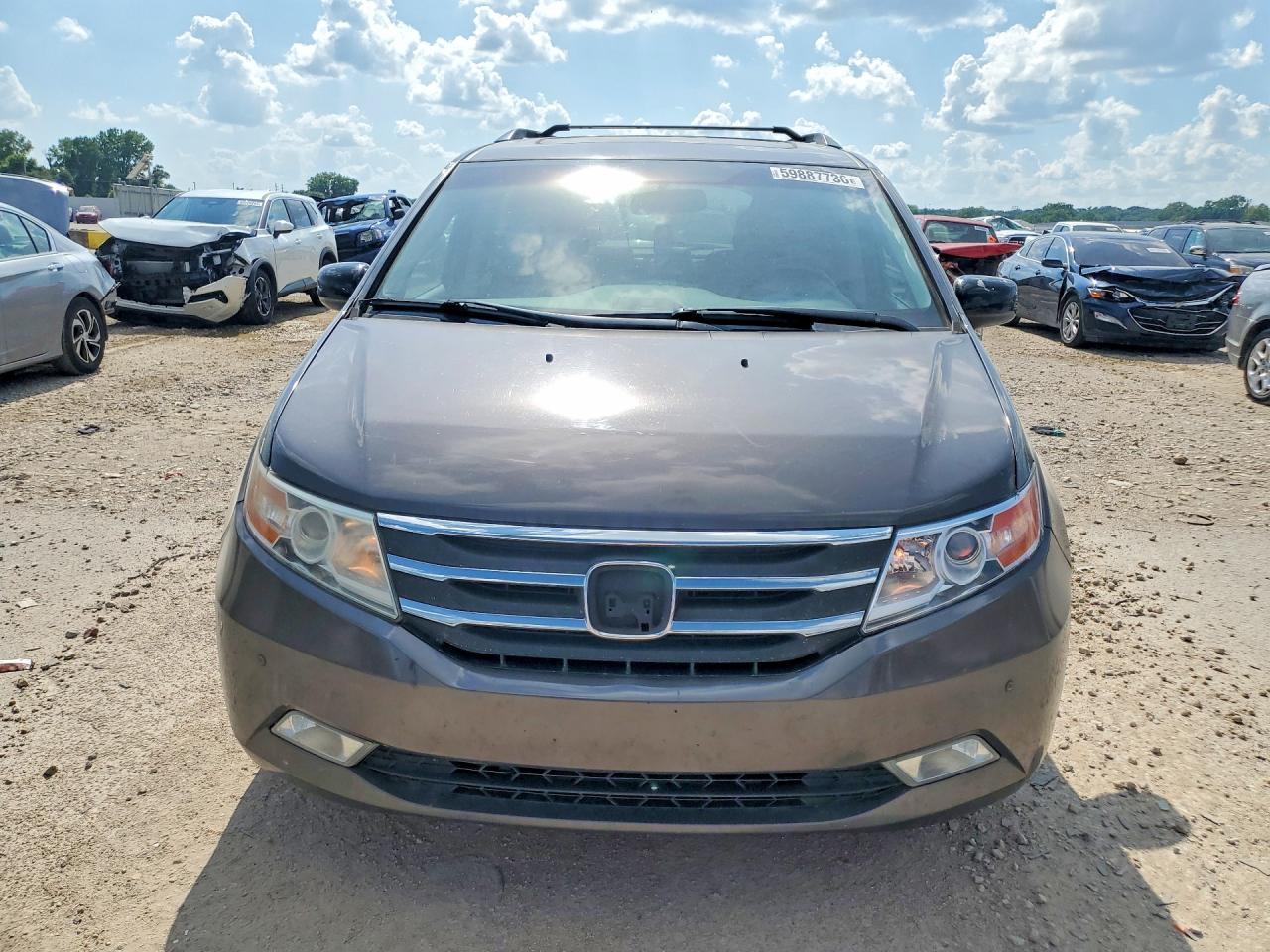 2012 Honda Odyssey Touring - Image 5