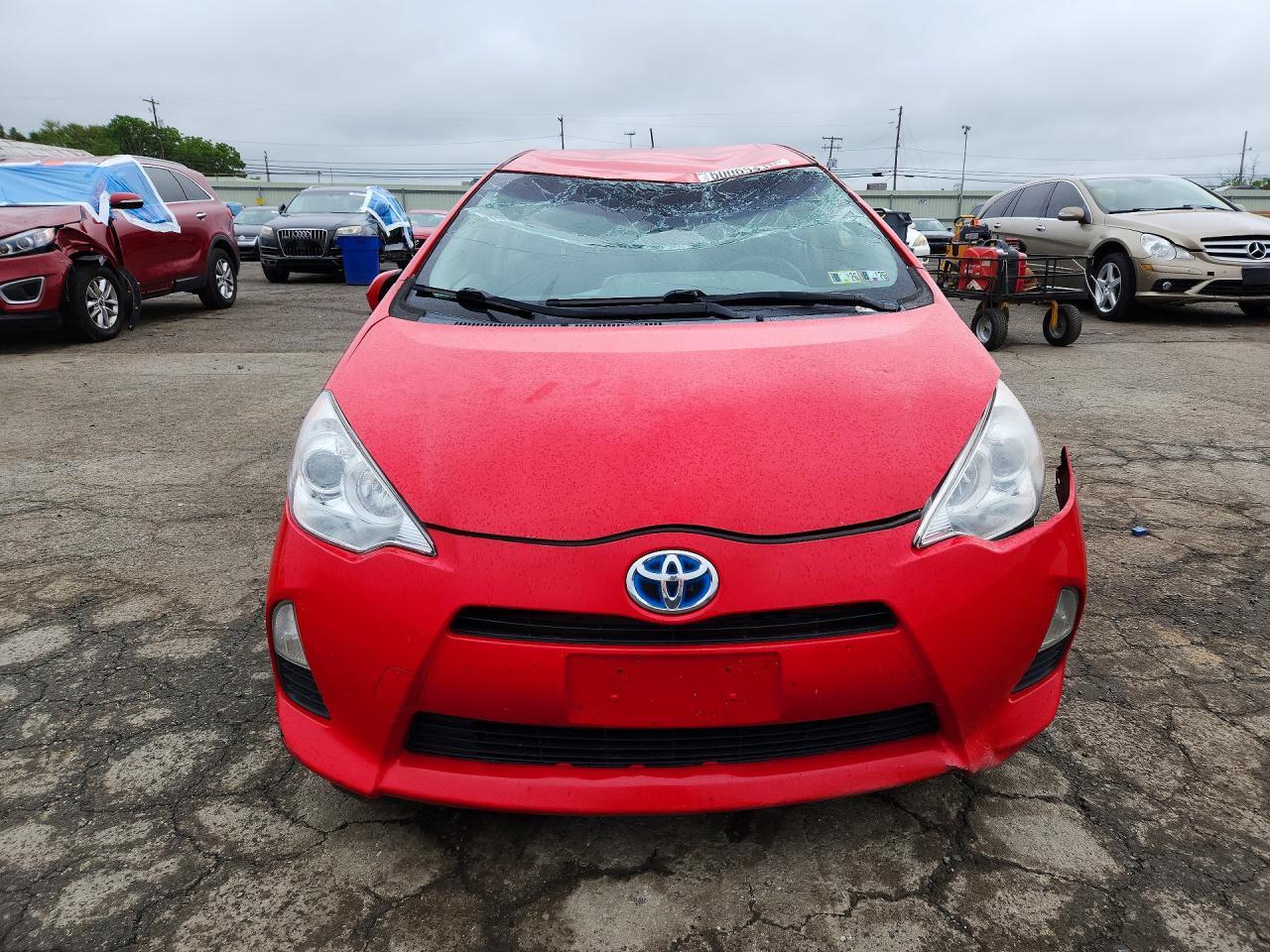 2012 Toyota Prius C Three - Фото 5