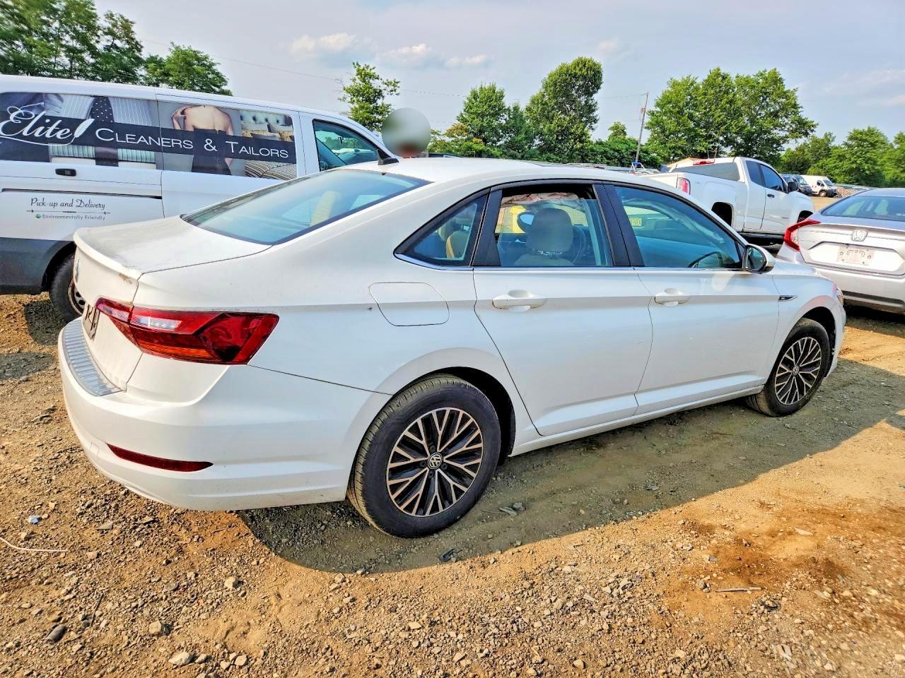 2019 Volkswagen Jetta Sel - Image 3