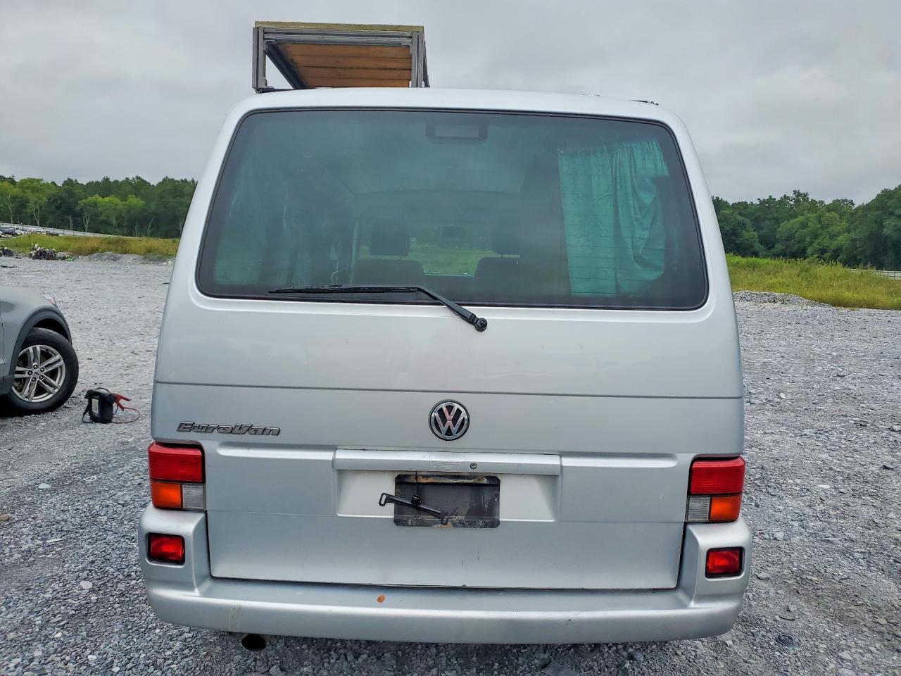 2002 Volkswagen Eurovan Gls - Image 6