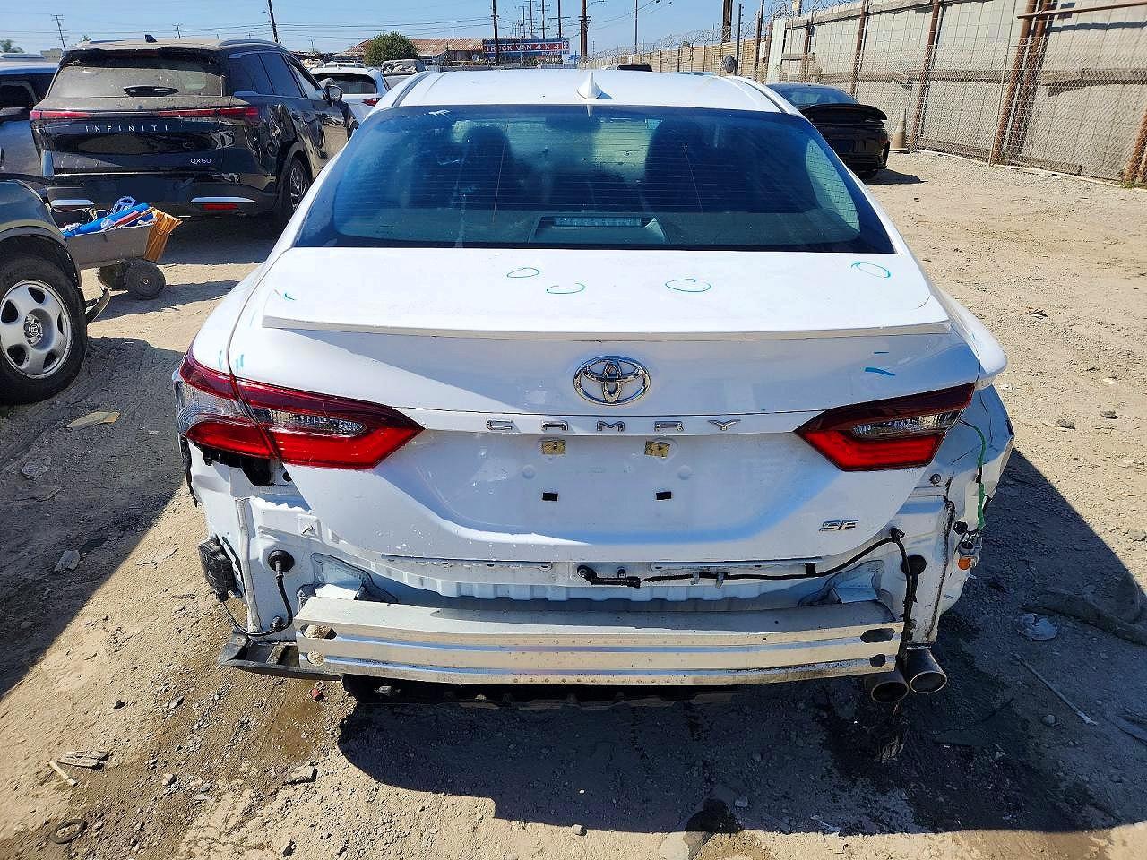 2023 Toyota Camry Se - Image 6
