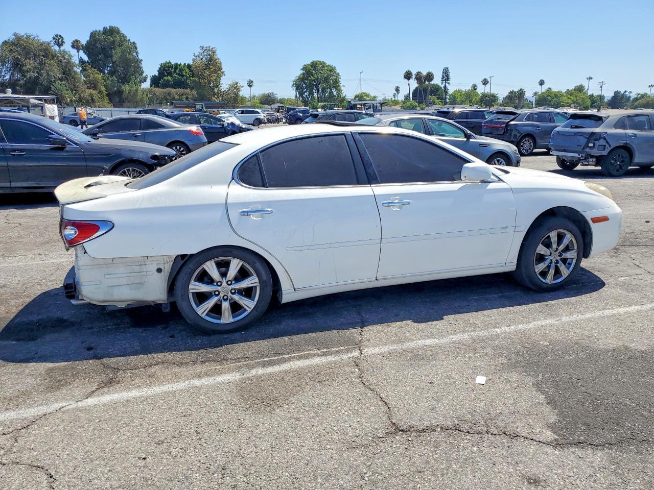 2004 Lexus Es 330 - Фото 3