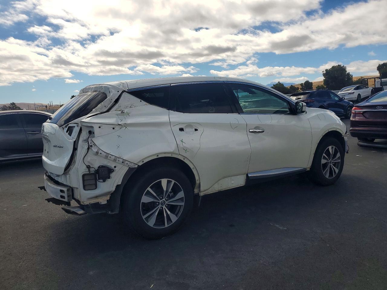 2023 Nissan Murano Sv - Image 3