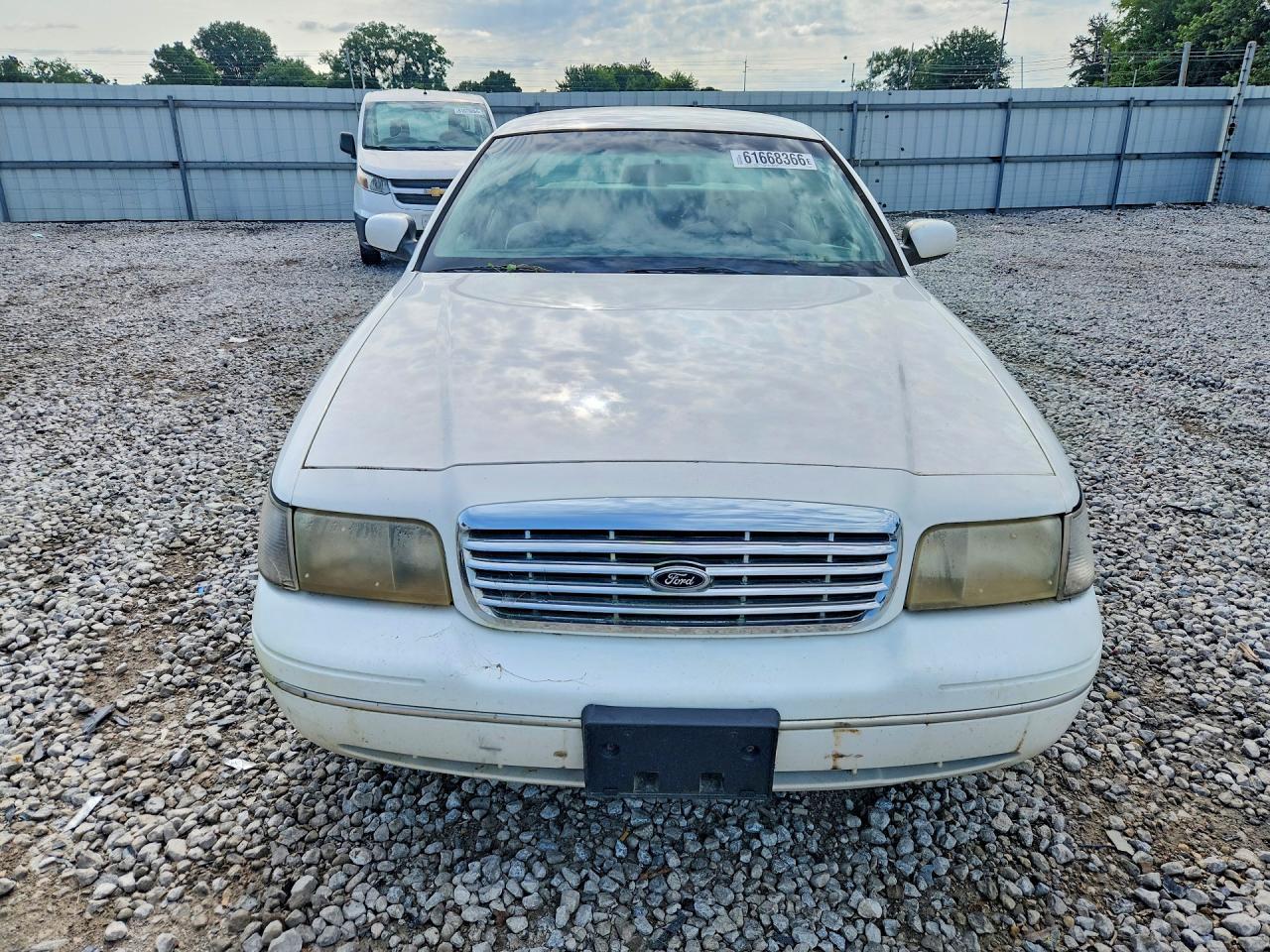 2000 Ford Crown Victoria - Фото 5