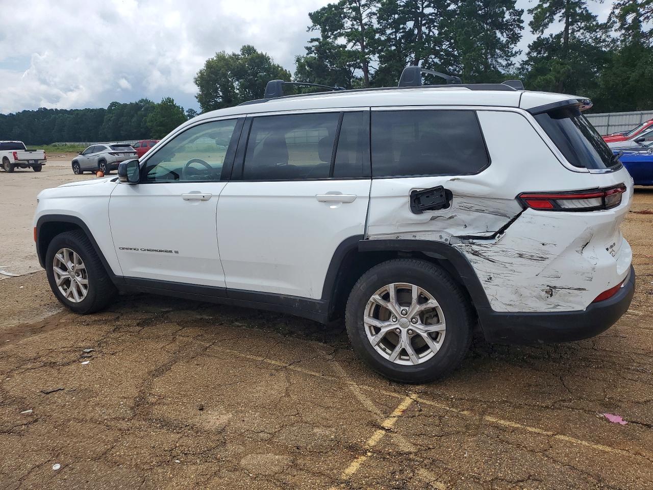 2021 Jeep Grand Cherokee L Limited - Image 2