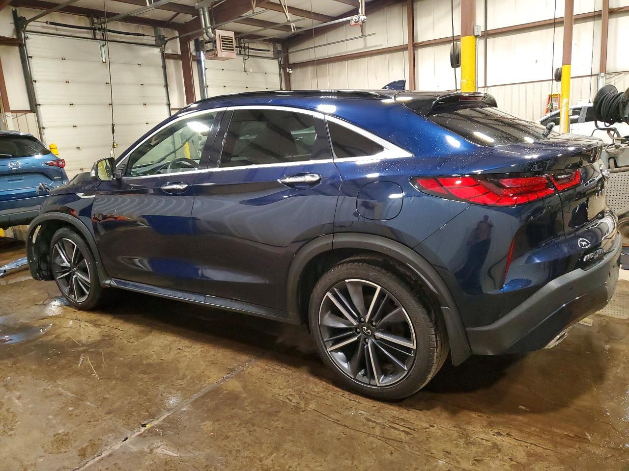 2023 Infiniti Qx55 Luxe - Image 2