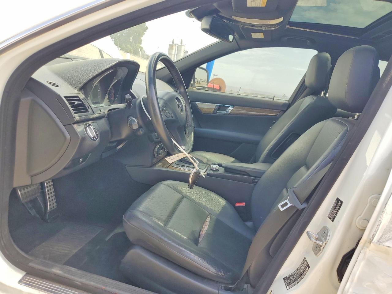 2009 Mercedes-Benz C 350 - Image 7